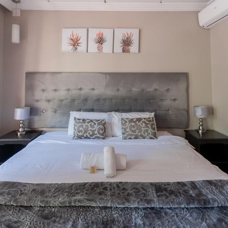 Villa Africa Boutique Hotel & Spa Pretoria-Noord Buitenkant foto