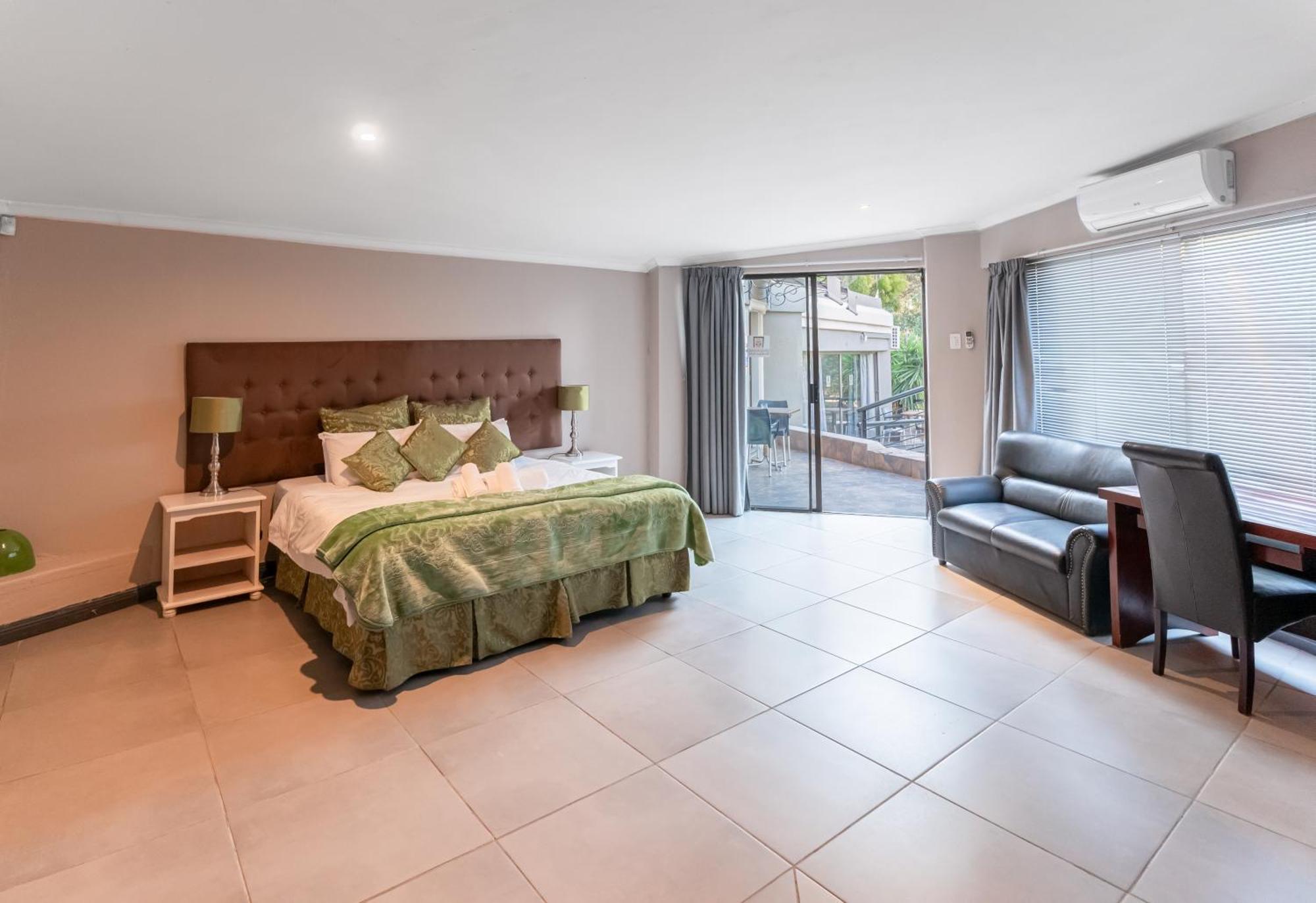 Villa Africa Boutique Hotel & Spa Pretoria-Noord Buitenkant foto