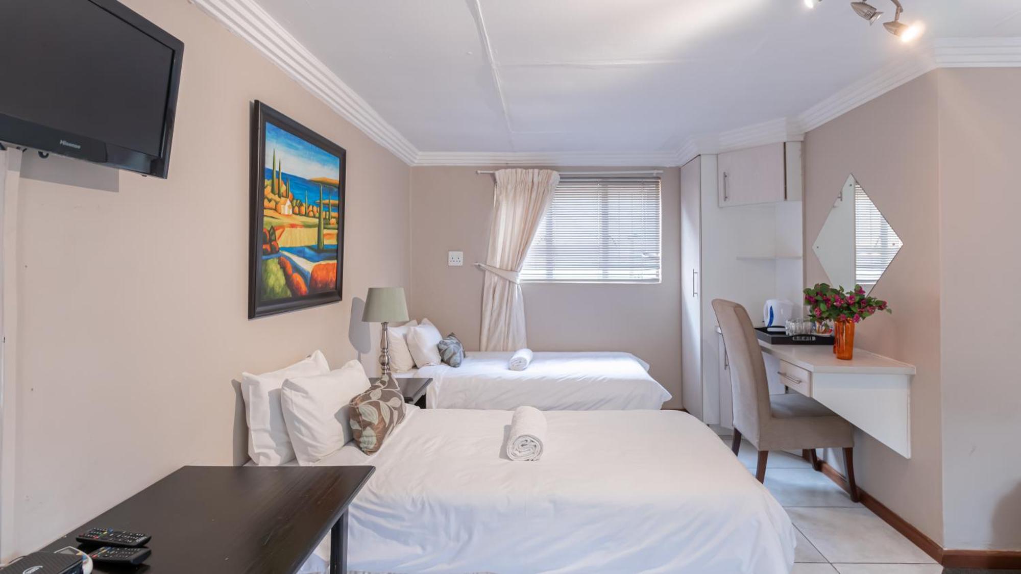 Villa Africa Boutique Hotel & Spa Pretoria-Noord Buitenkant foto