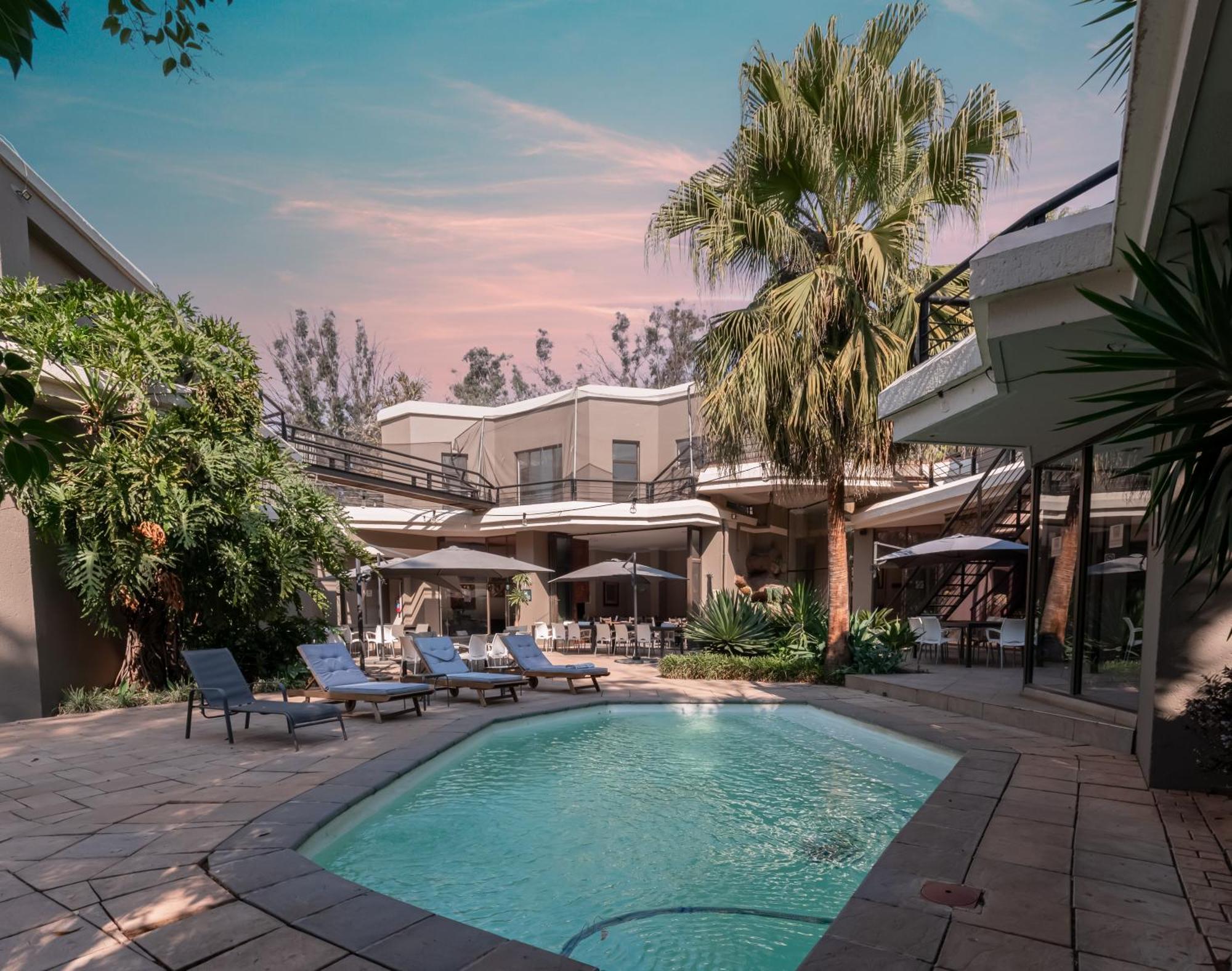 Villa Africa Boutique Hotel & Spa Pretoria-Noord Buitenkant foto