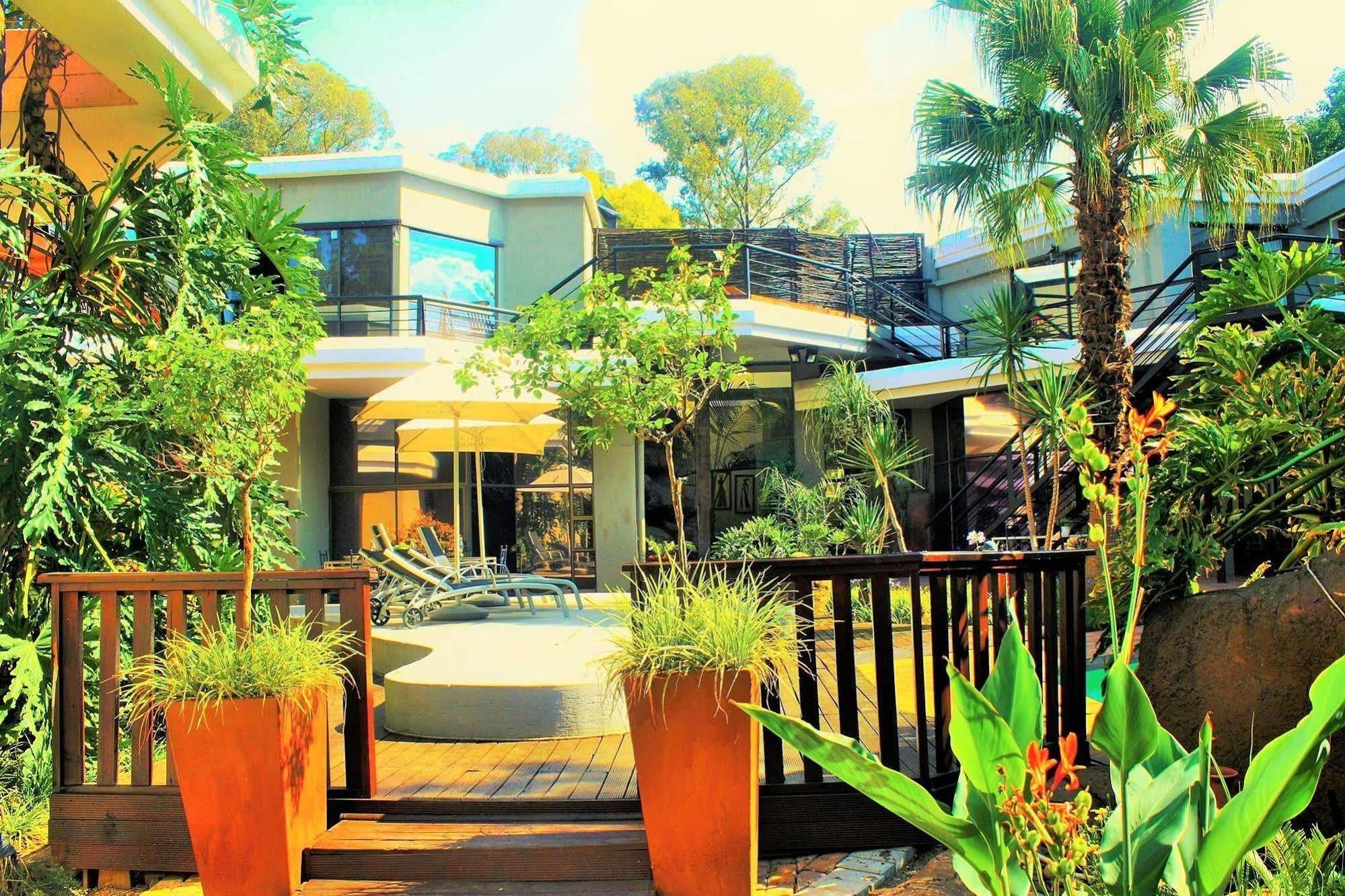 Villa Africa Boutique Hotel & Spa Pretoria-Noord Buitenkant foto