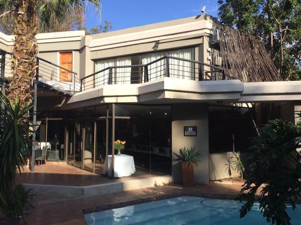 Villa Africa Boutique Hotel & Spa Pretoria-Noord Buitenkant foto